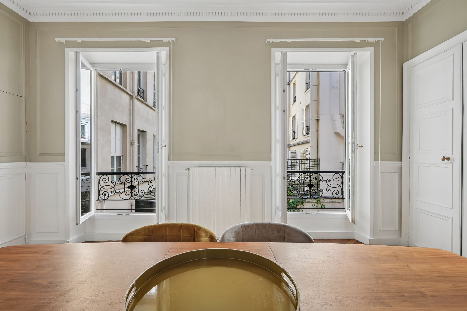 apartment 6 Rooms for sale on PARIS (75008)
