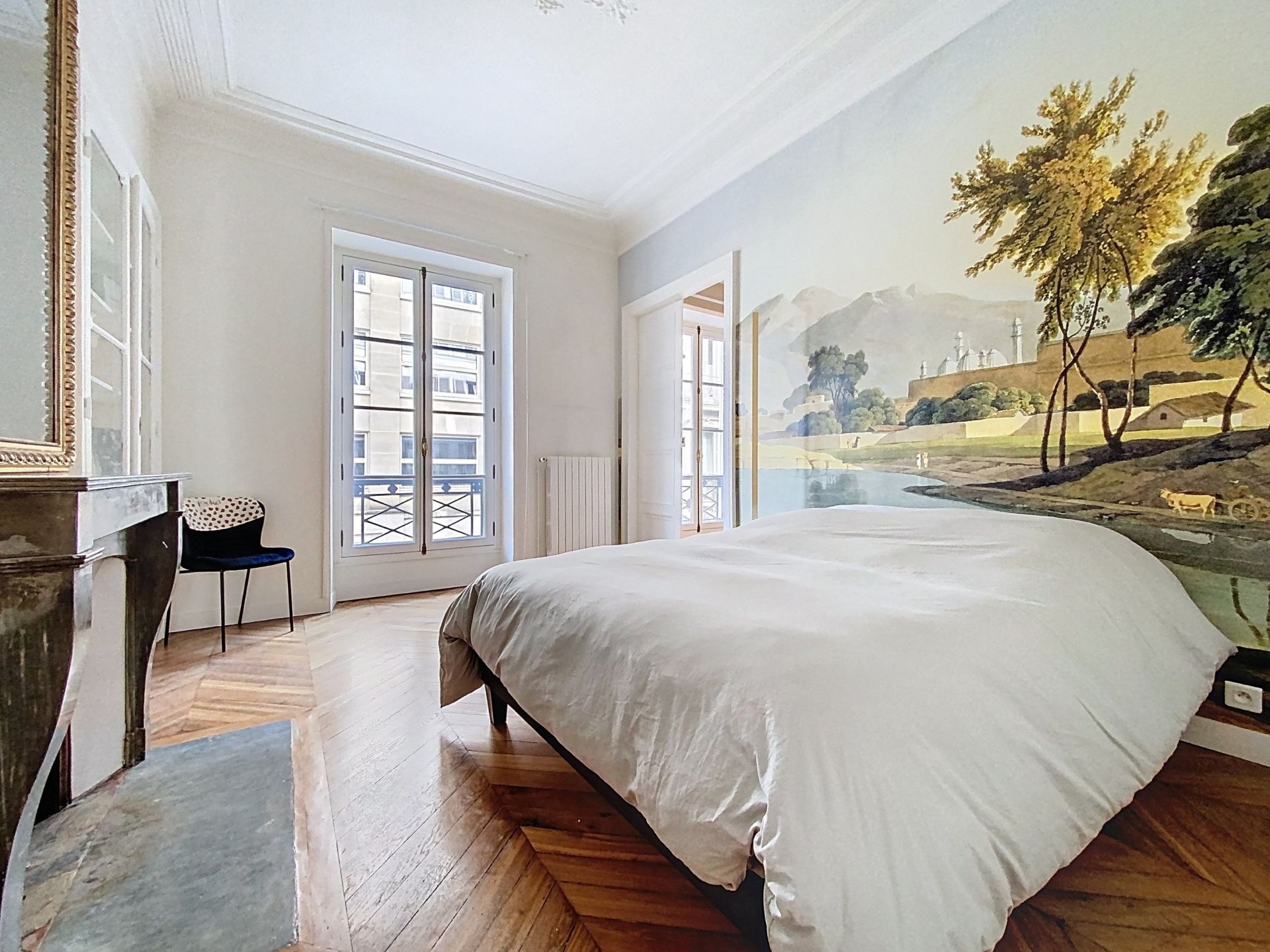 appartement 6 Pièces en vente sur PARIS (75008)