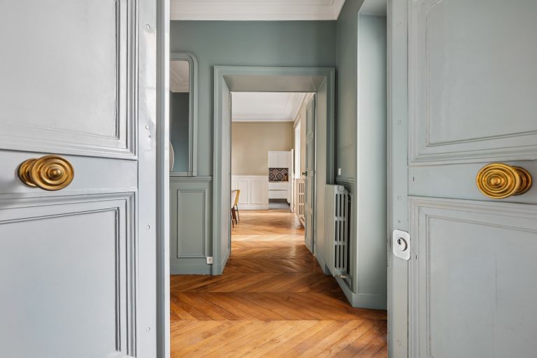 apartment 6 Rooms for sale on PARIS (75008)