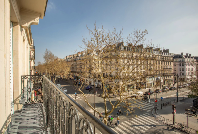 apartment 4 Rooms for sale on PARIS (75001)
