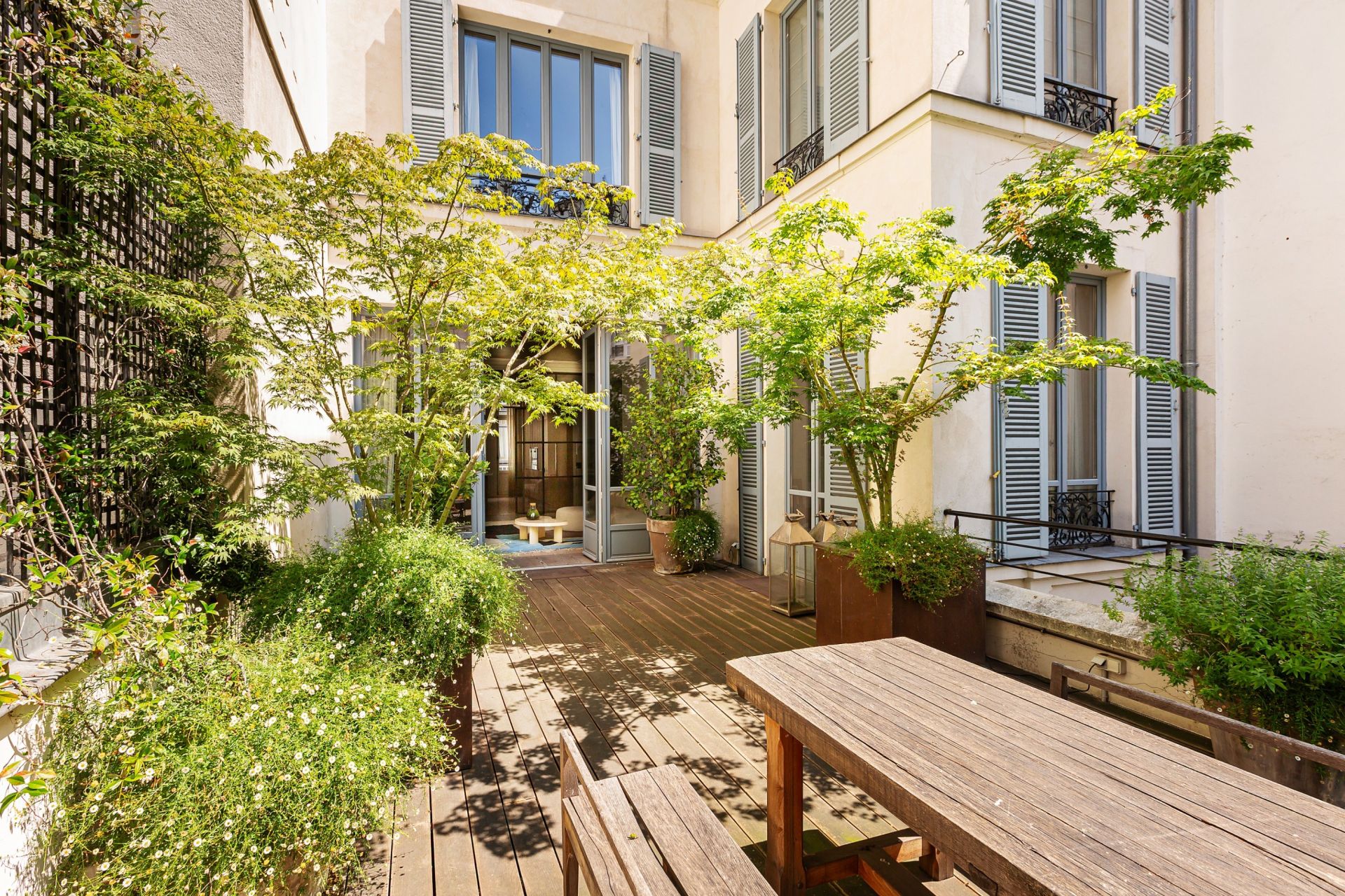 hôtel particulier 15 Pièces en vente sur PARIS (75017)