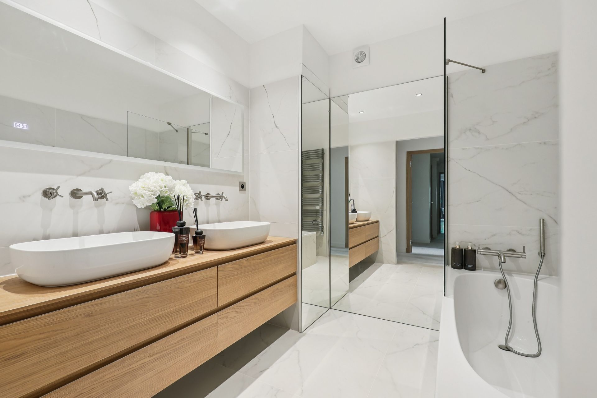 apartment 4 Rooms for sale on PARIS (75007)