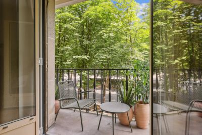 Sale Apartment Paris 7 4 Rooms 115.02 m²