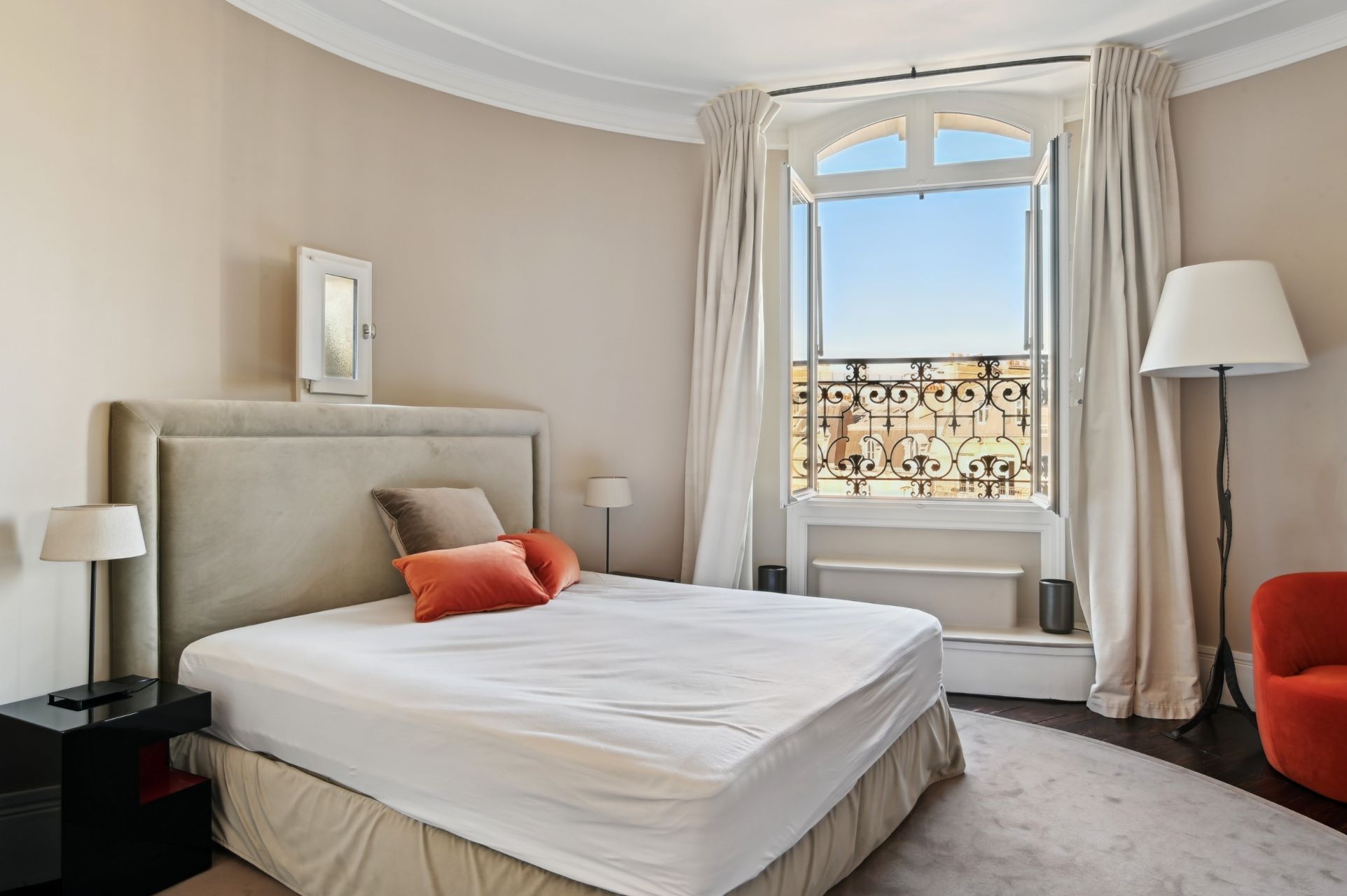 appartement 5 Pièces en vente sur PARIS (75007)