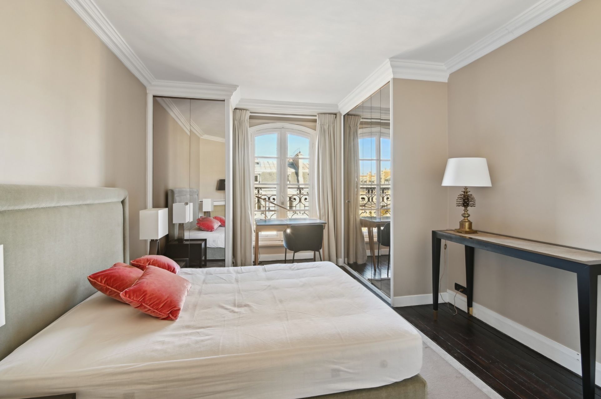 appartement 5 Pièces en vente sur PARIS (75007)