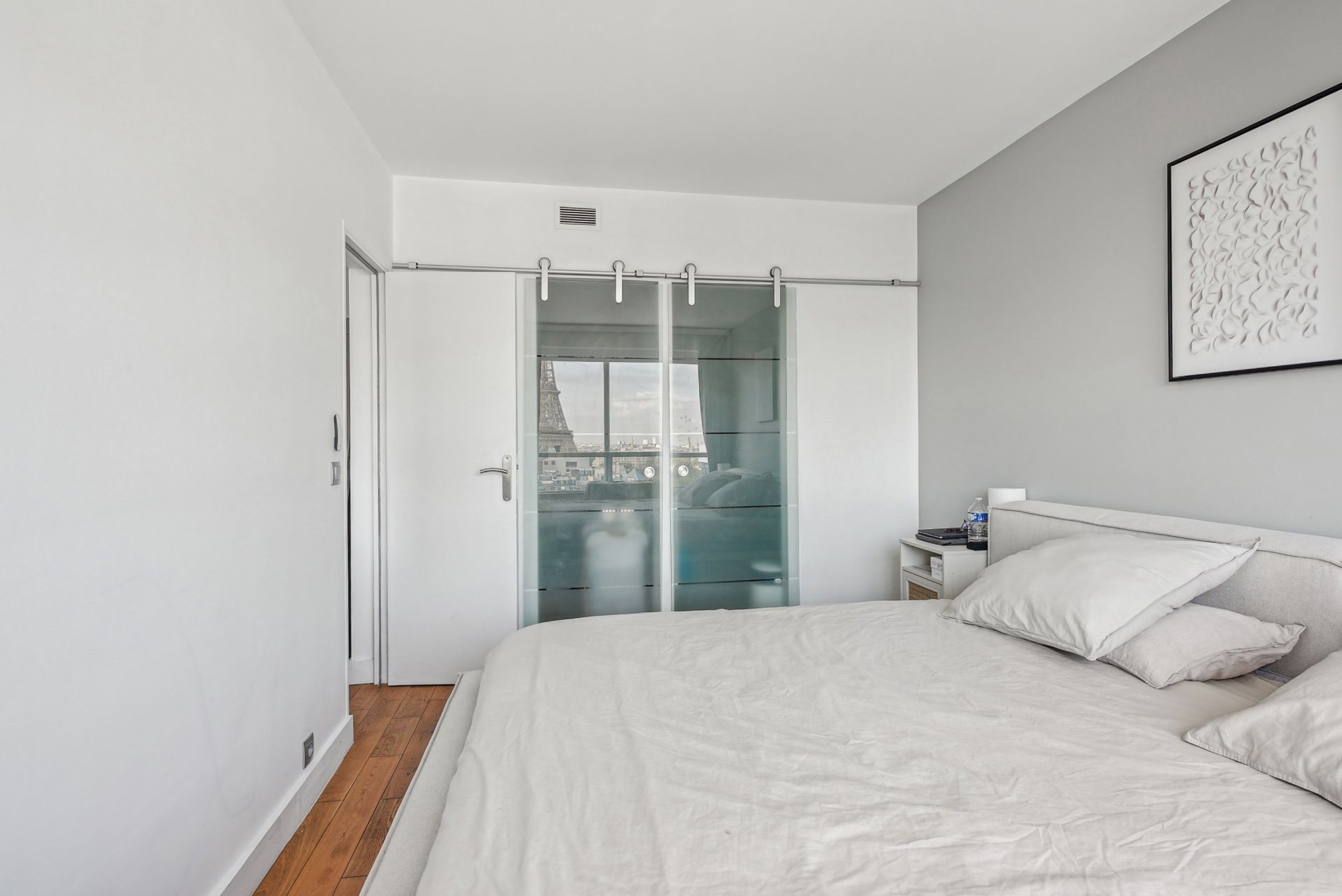 apartment 2 Rooms for sale on PARIS (75015)