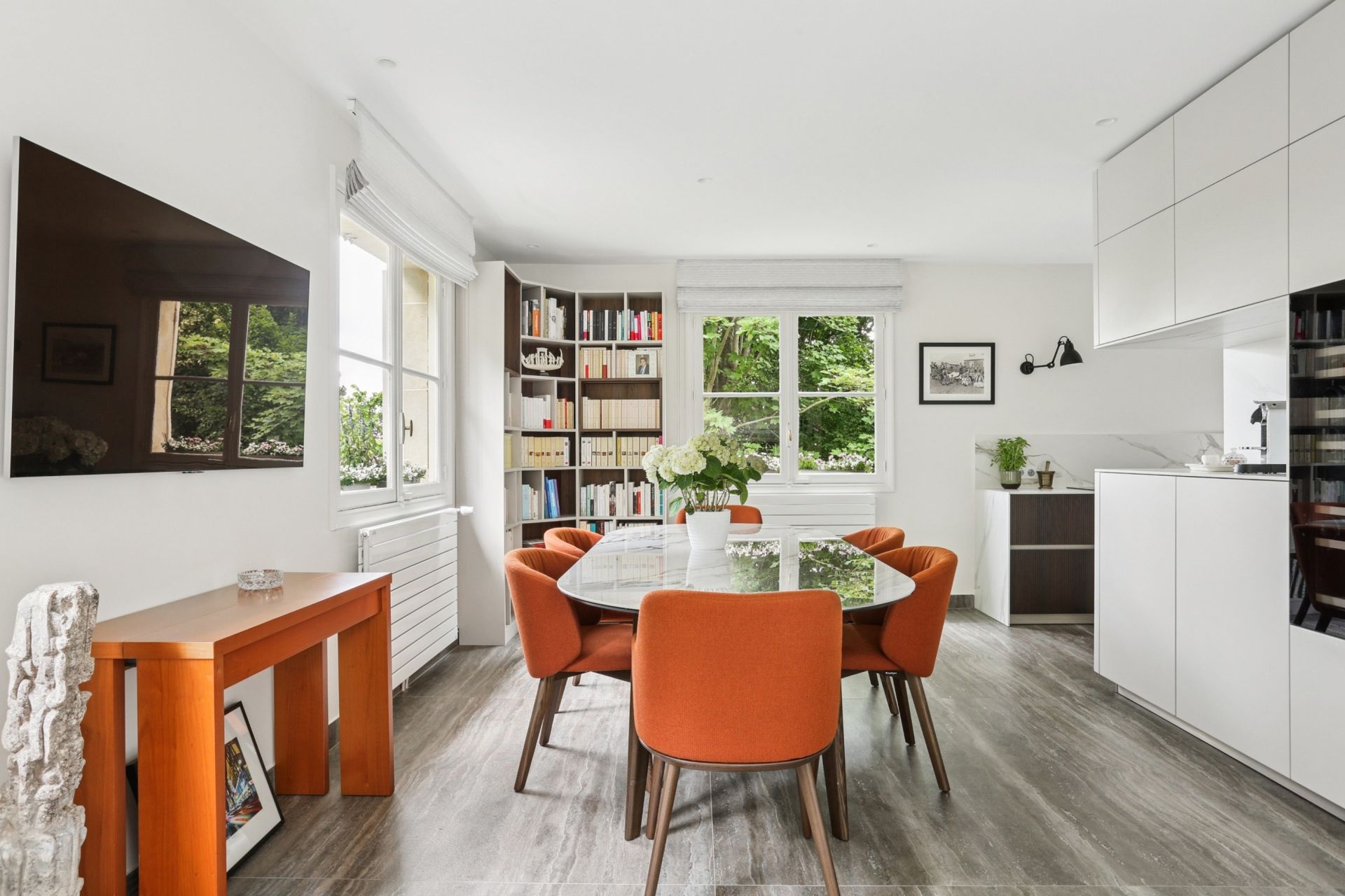 property 14 Rooms for sale on VILLE D AVRAY (92410)