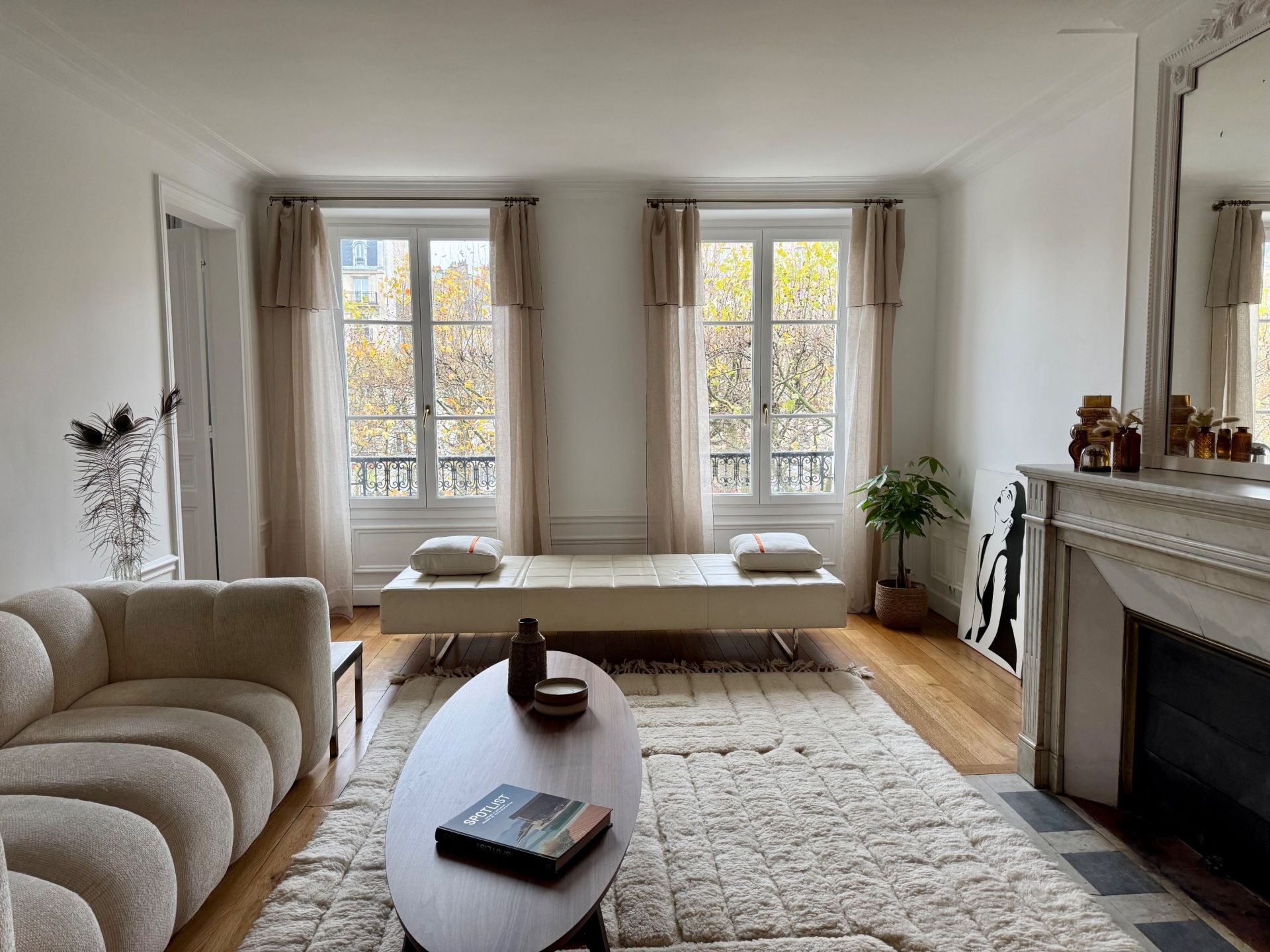 apartment 4 Rooms for sale on PARIS (75007)