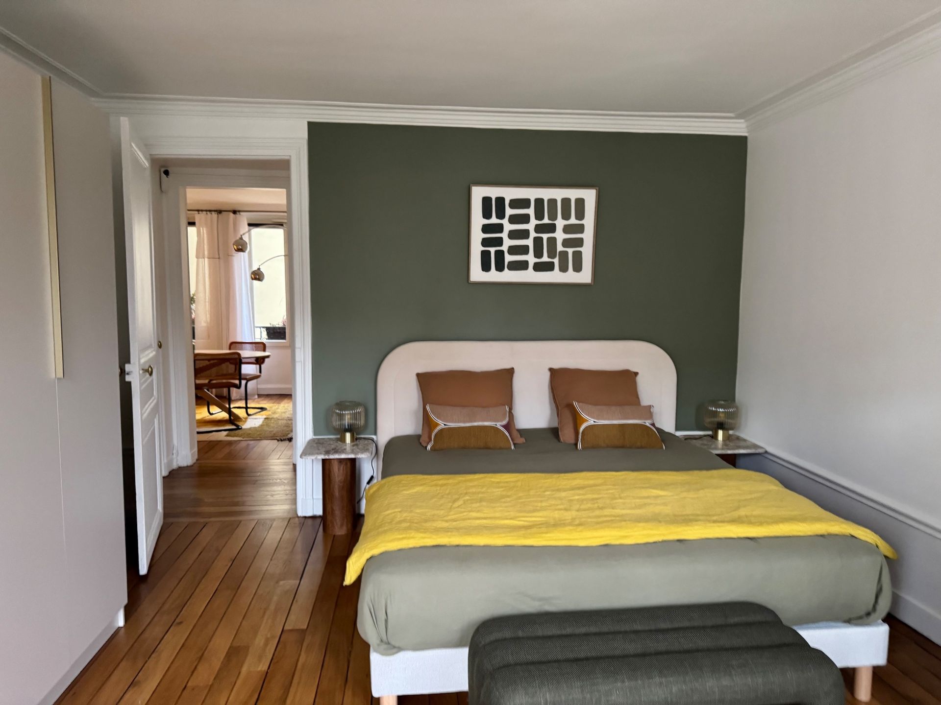 apartment 4 Rooms for sale on PARIS (75007)