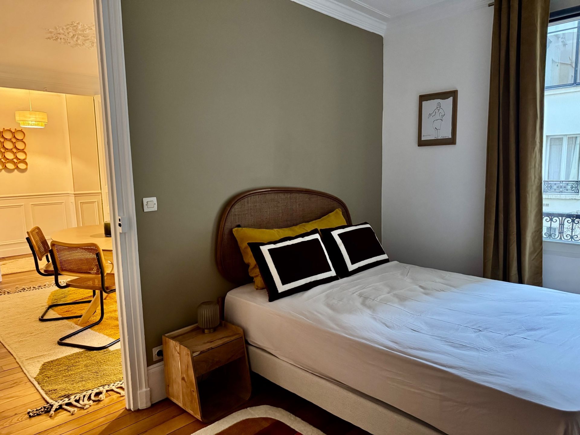 apartment 4 Rooms for sale on PARIS (75007)