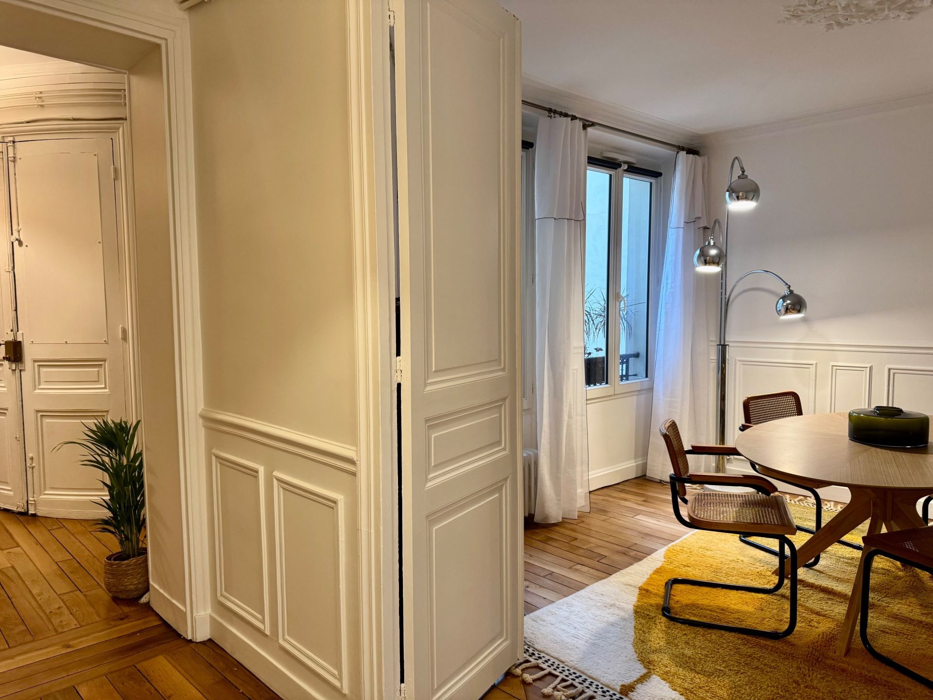 apartment 4 Rooms for sale on PARIS (75007)