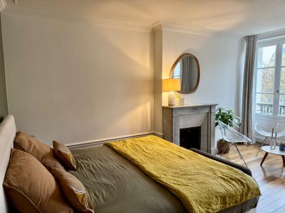 Sale Apartment Paris 7 4 Rooms 91 m²