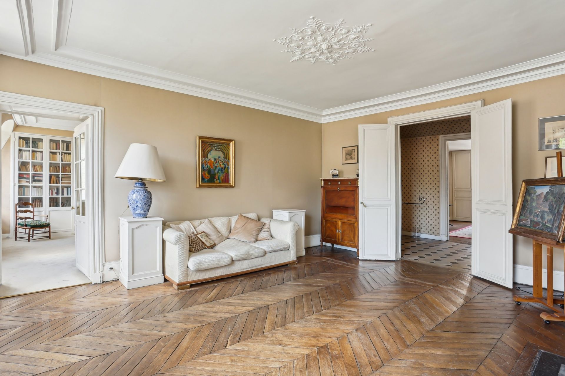 appartement 7 Pièces en vente sur PARIS (75007)