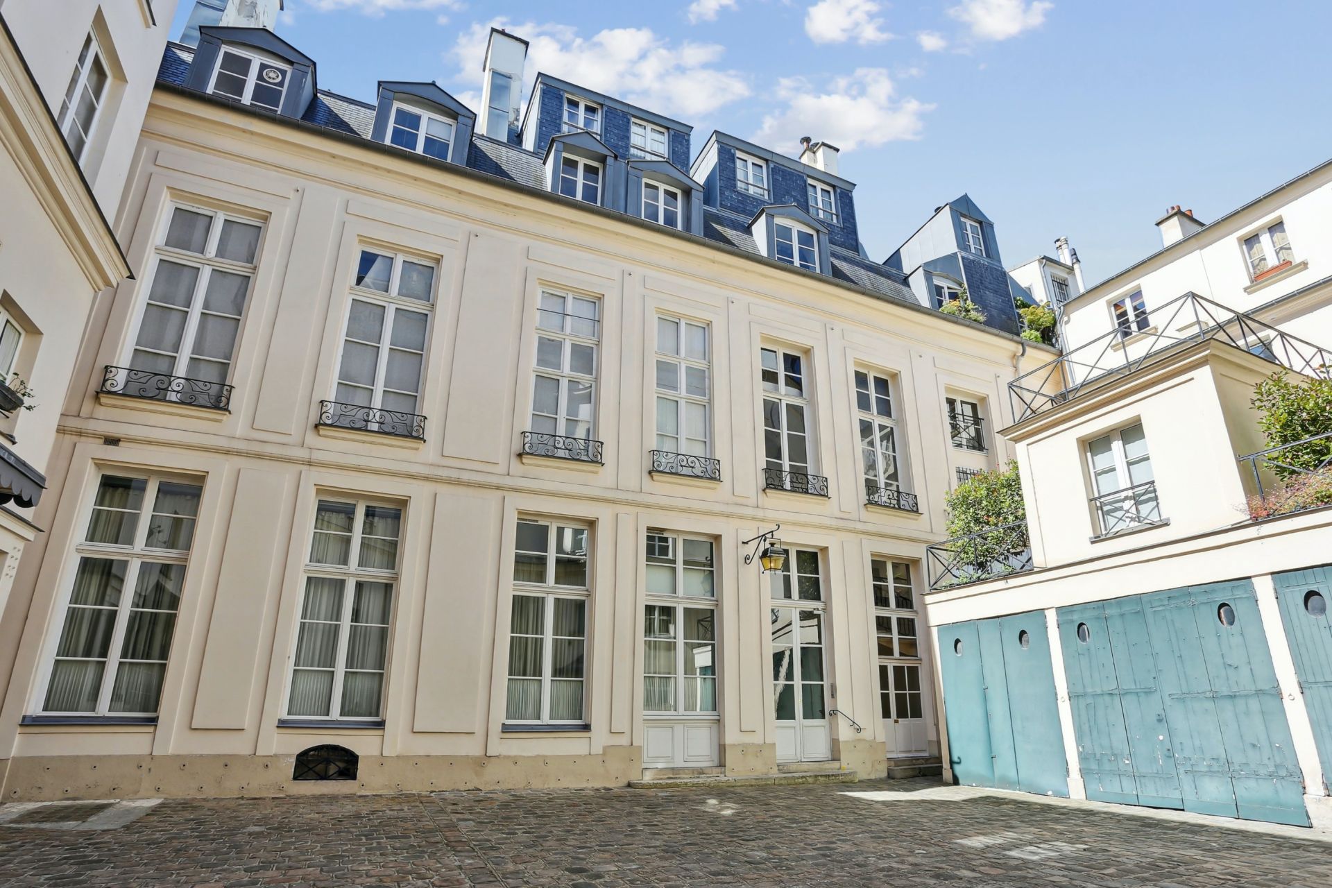 appartement 7 Pièces en vente sur PARIS (75007)