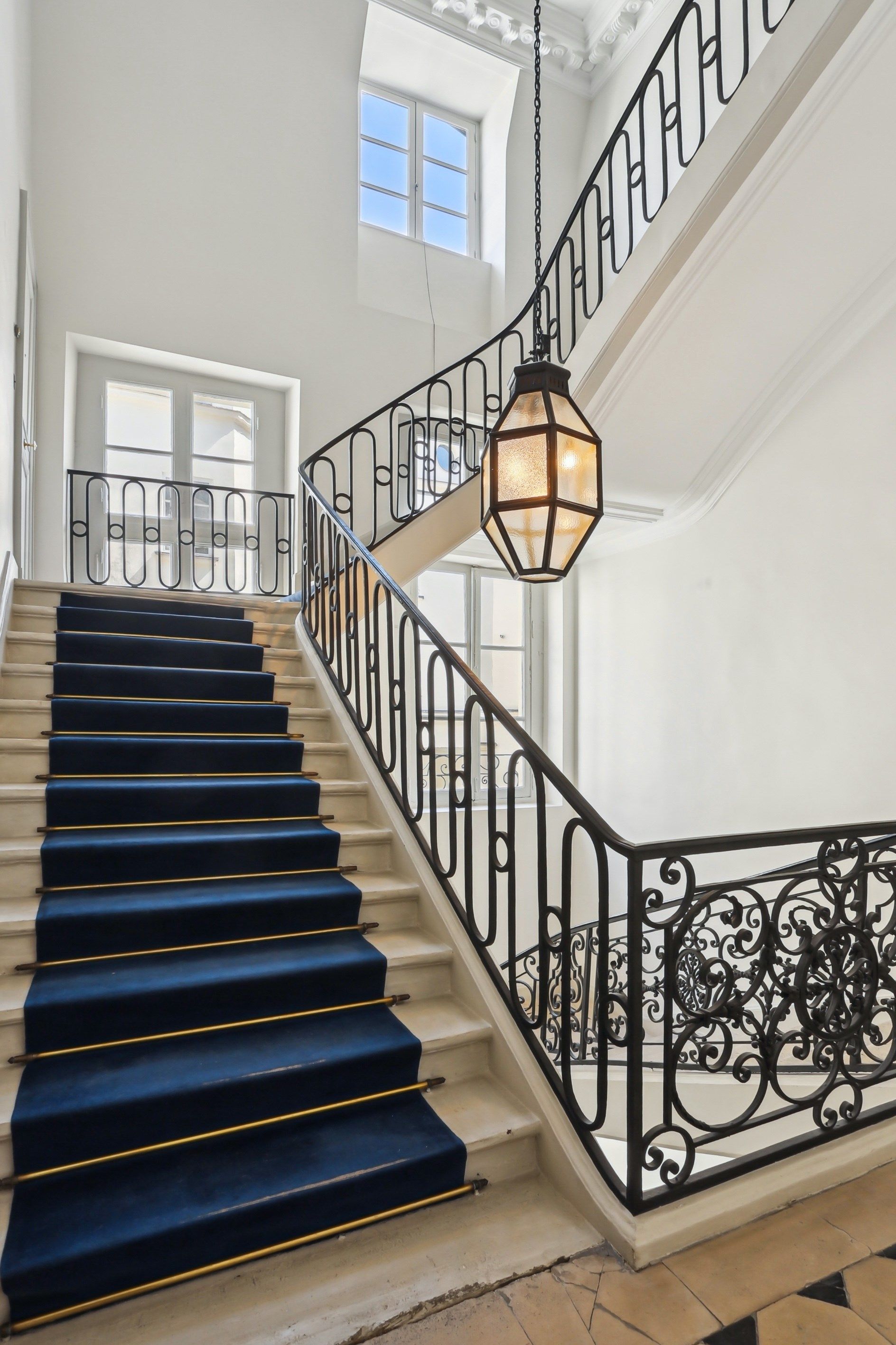 appartement 7 Pièces en vente sur PARIS (75007)