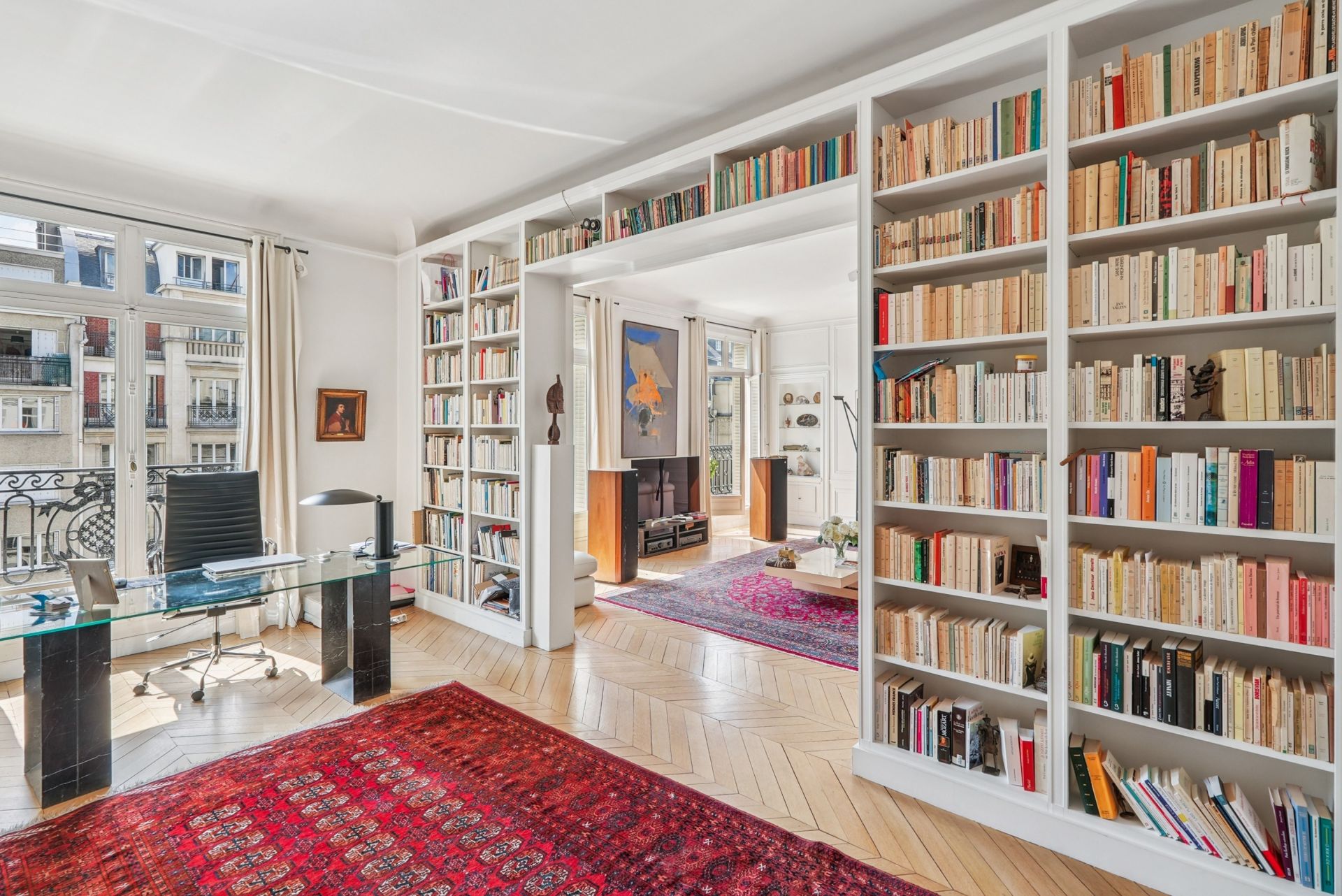 apartment 8 Rooms for sale on PARIS (75017)