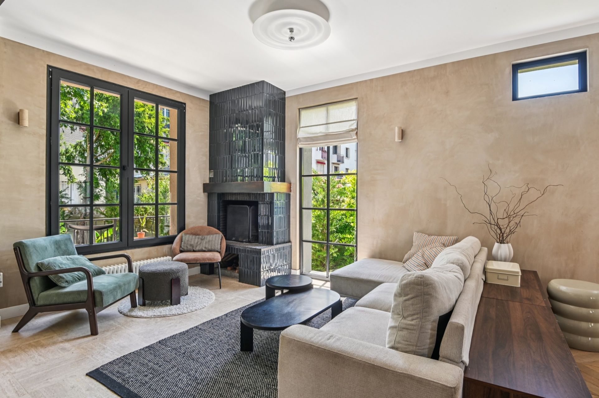 house 6 Rooms for sale on COLOMBES (92700)