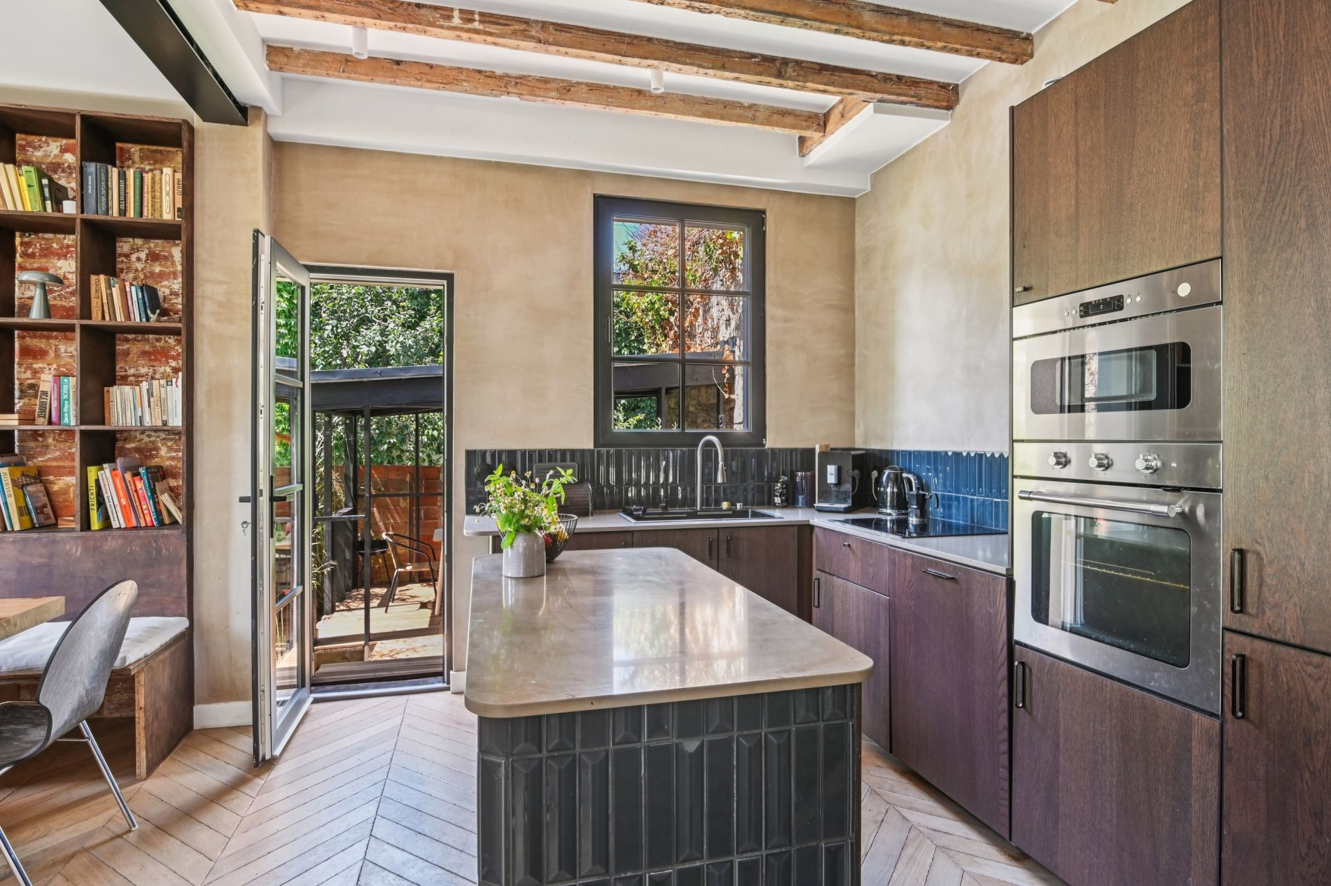 house 6 Rooms for sale on COLOMBES (92700)