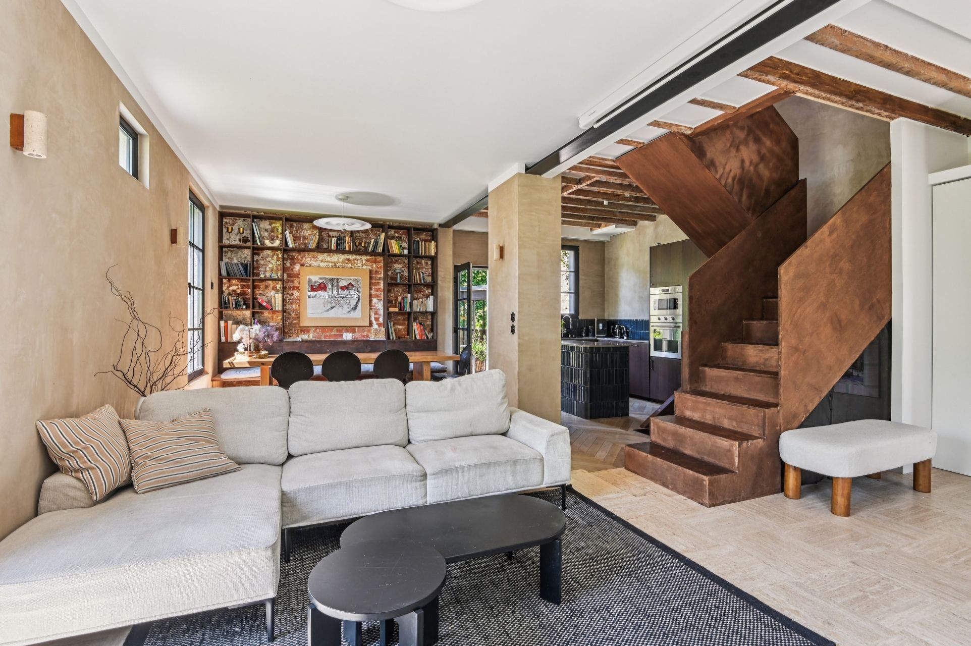 house 6 Rooms for sale on COLOMBES (92700)