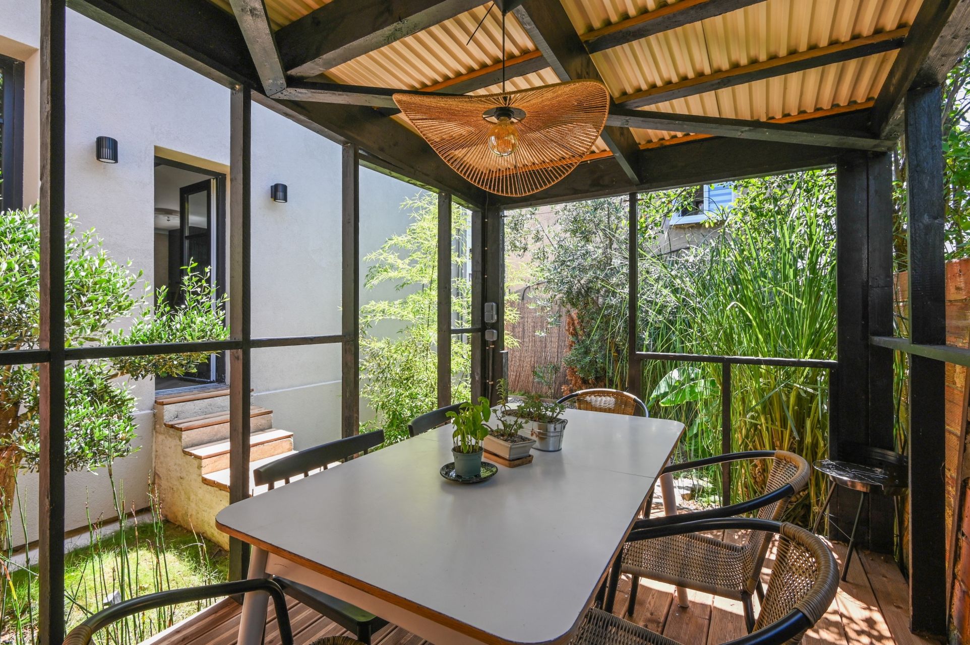 house 6 Rooms for sale on COLOMBES (92700)