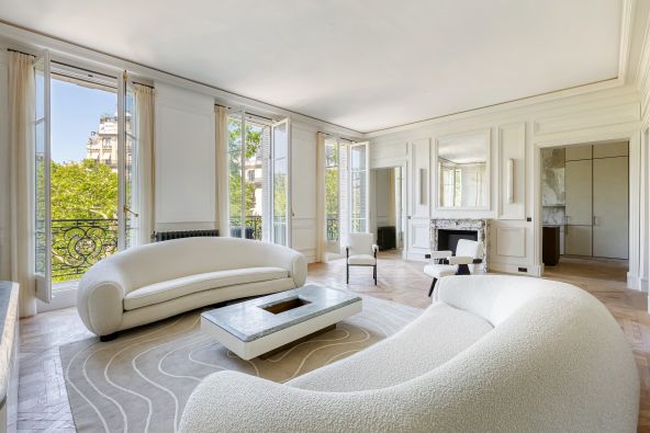 Sale Apartment Paris 16 5 Rooms 216 m²
