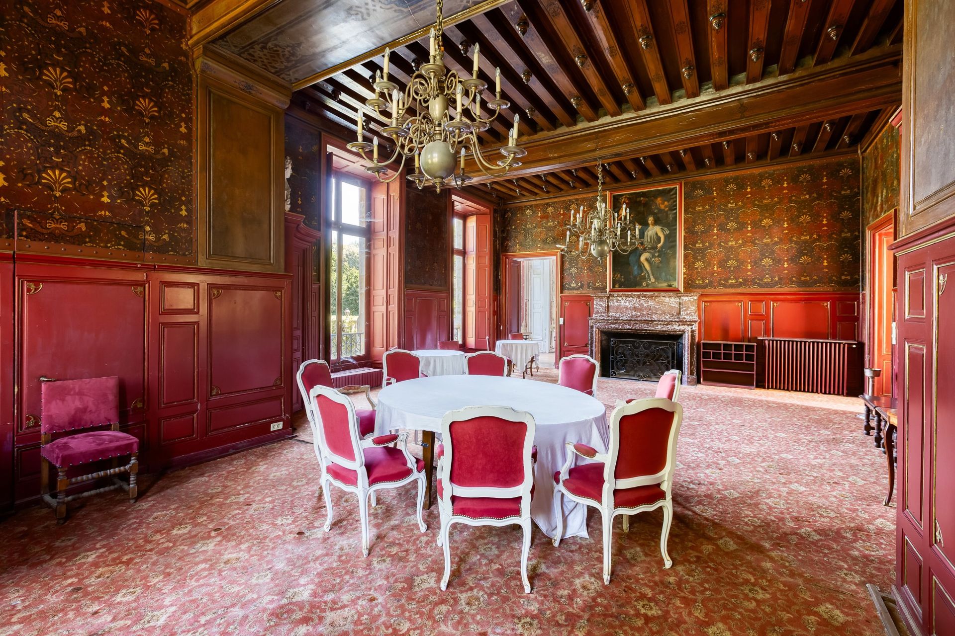 castle 56 Rooms for sale on AUNEAU (28700)