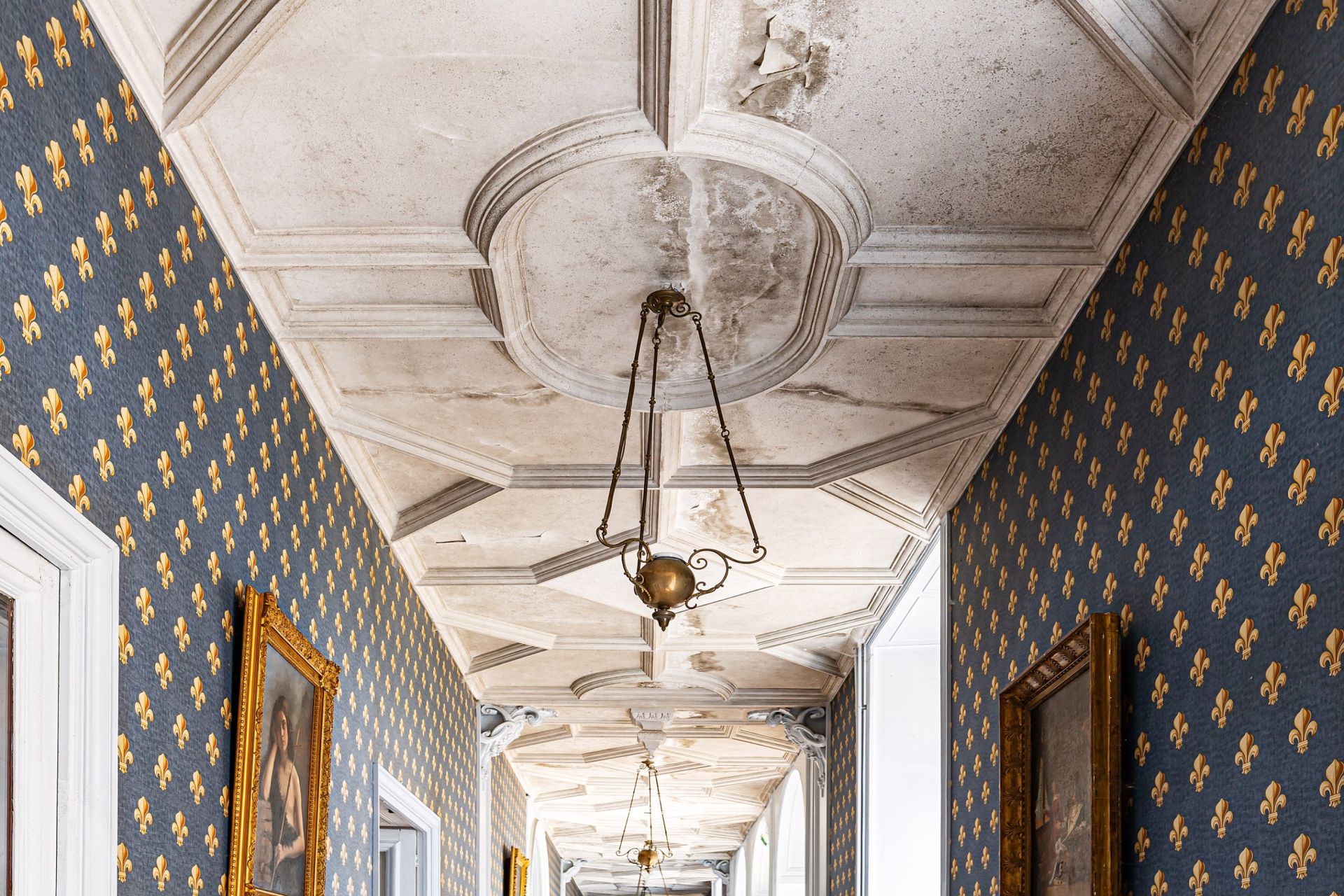 castle 56 Rooms for sale on AUNEAU (28700)