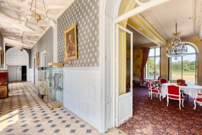 Sale Castle Auneau 56 Rooms 4000 m²