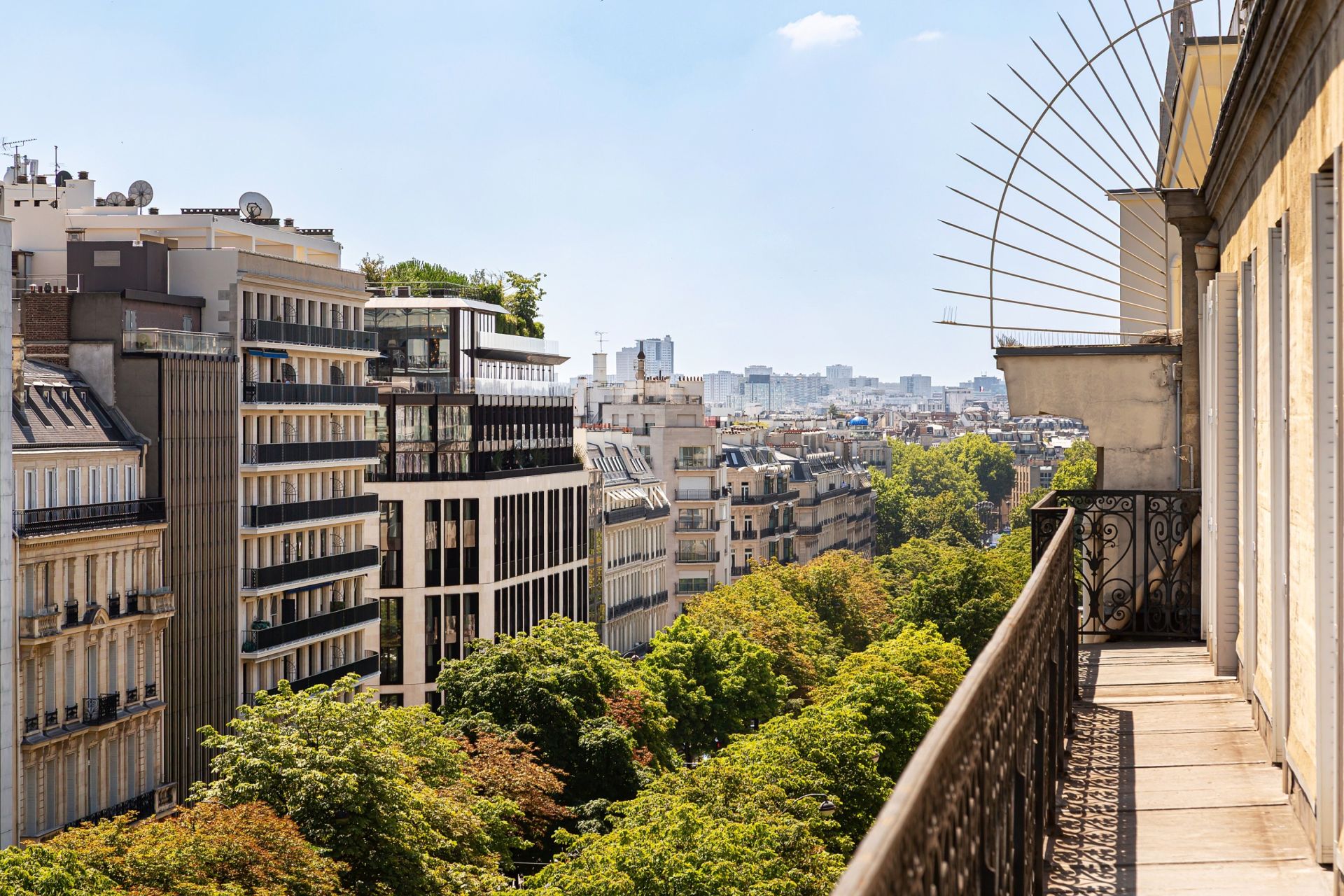 appartement 7 Pièces en vente sur PARIS (75008)