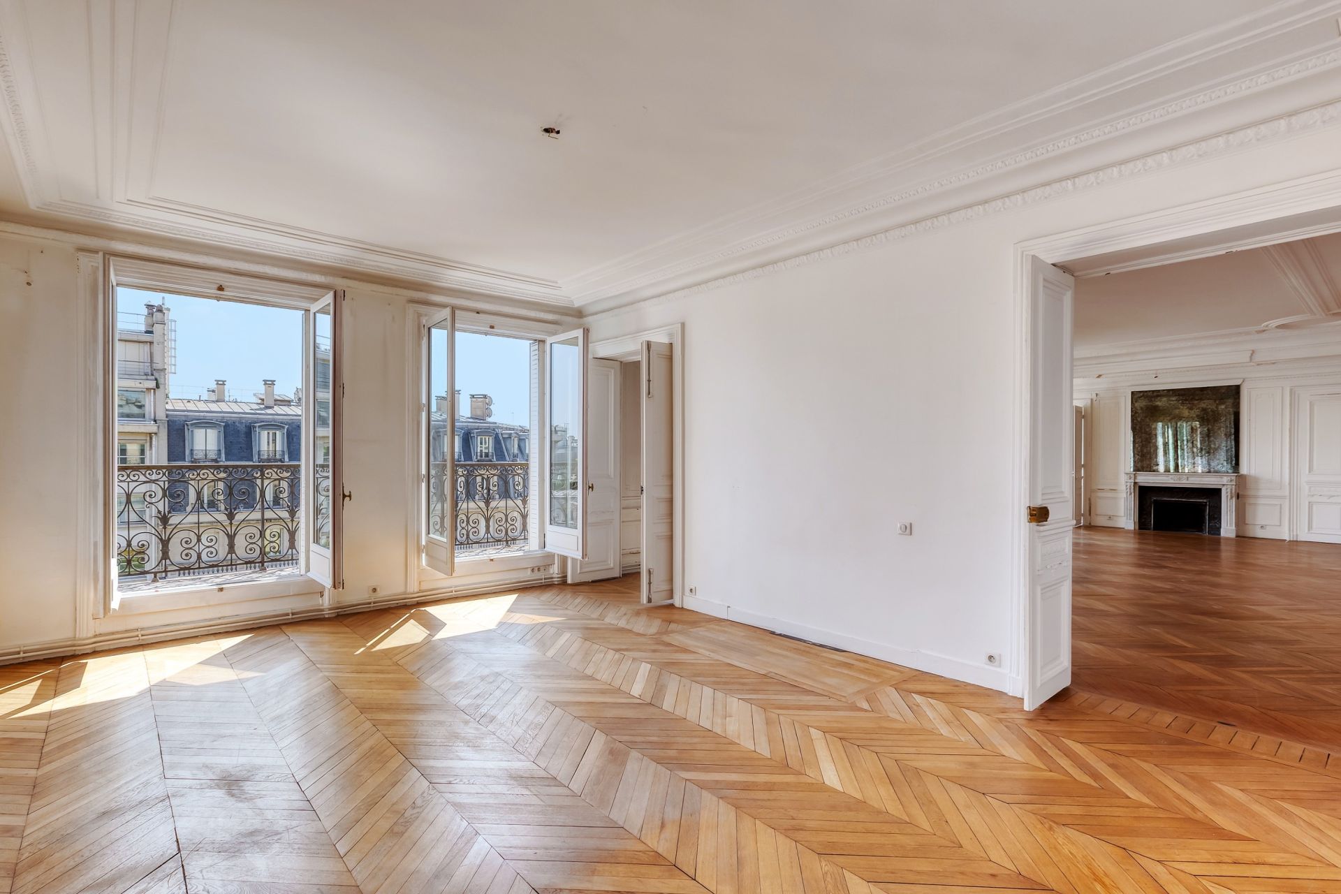 appartement 7 Pièces en vente sur PARIS (75008)