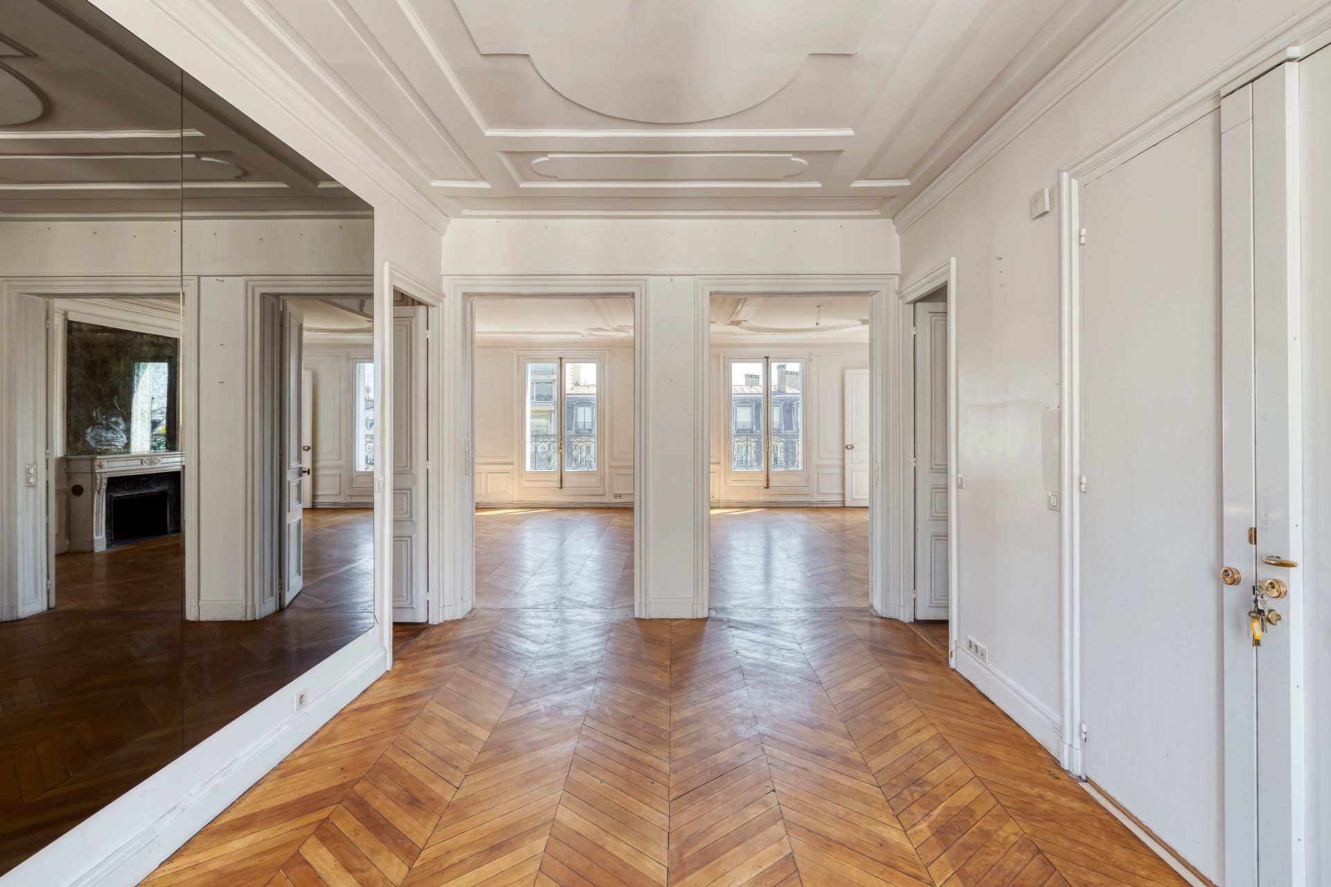 appartement 7 Pièces en vente sur PARIS (75008)