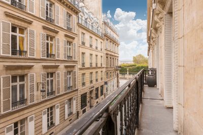 apartment 5 Rooms for sale on PARIS (75001) Sale Apartment Paris 1 5 Rooms 179.07 m²