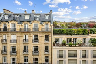Sale Apartment Paris 7 2&nbsp;Rooms 49.66&nbsp;m²