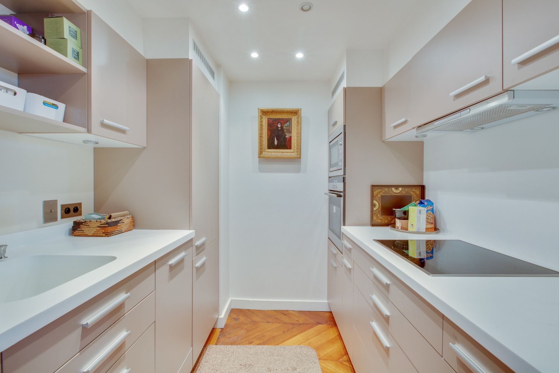 apartment 3 Rooms for sale on PARIS (75008)