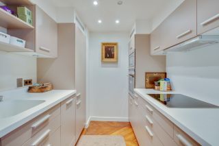 apartment 3 Rooms for sale on PARIS (75008)