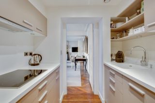 apartment 3 Rooms for sale on PARIS (75008)