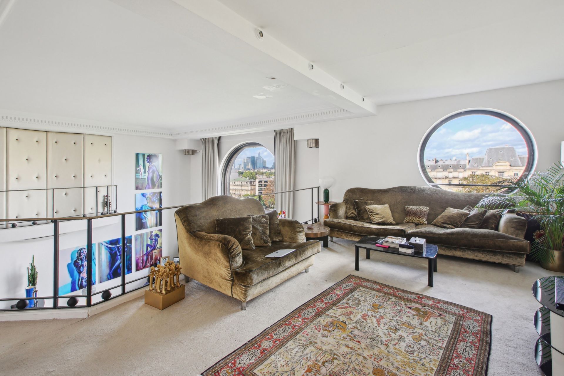 duplex 5 Pièces en vente sur PARIS (75116)