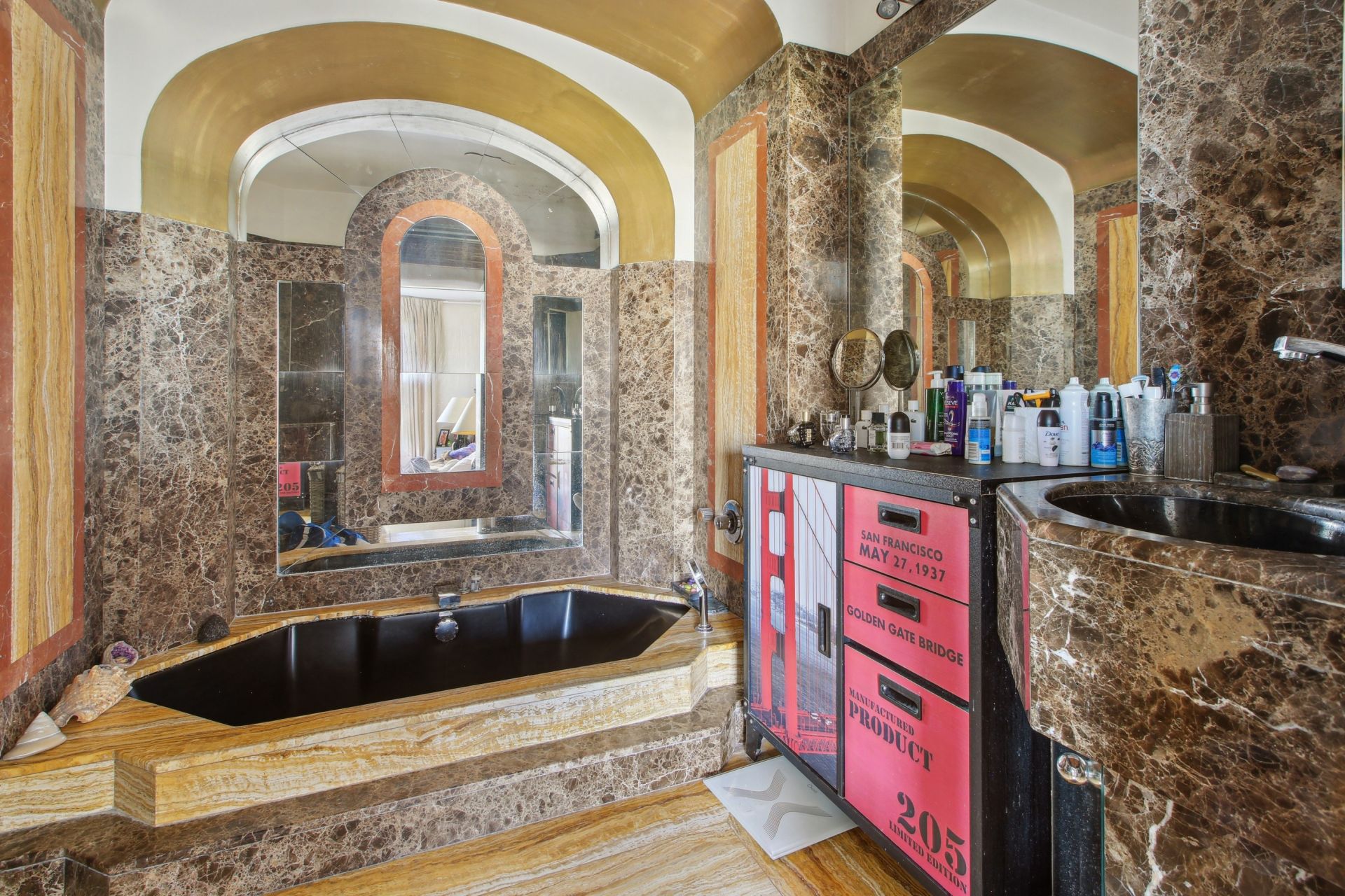 duplex 5 Pièces en vente sur PARIS (75116)