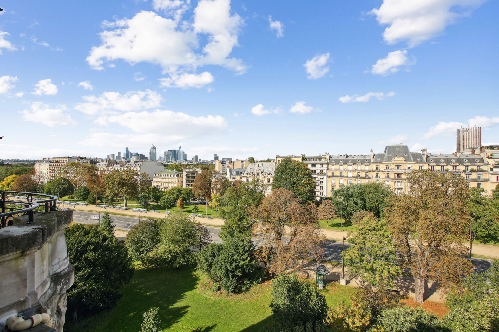 duplex 5 Pièces en vente sur PARIS (75116)