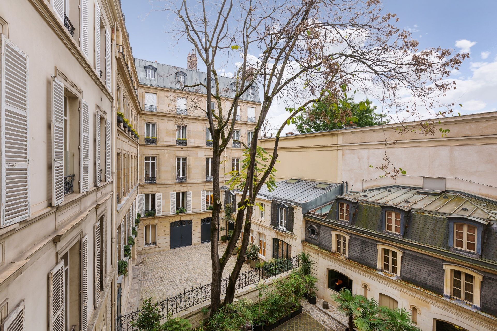 appartement 7 Pièces en vente sur PARIS (75008)