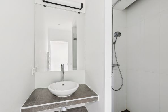 Sale Apartment Paris 8 1 room 28 m²