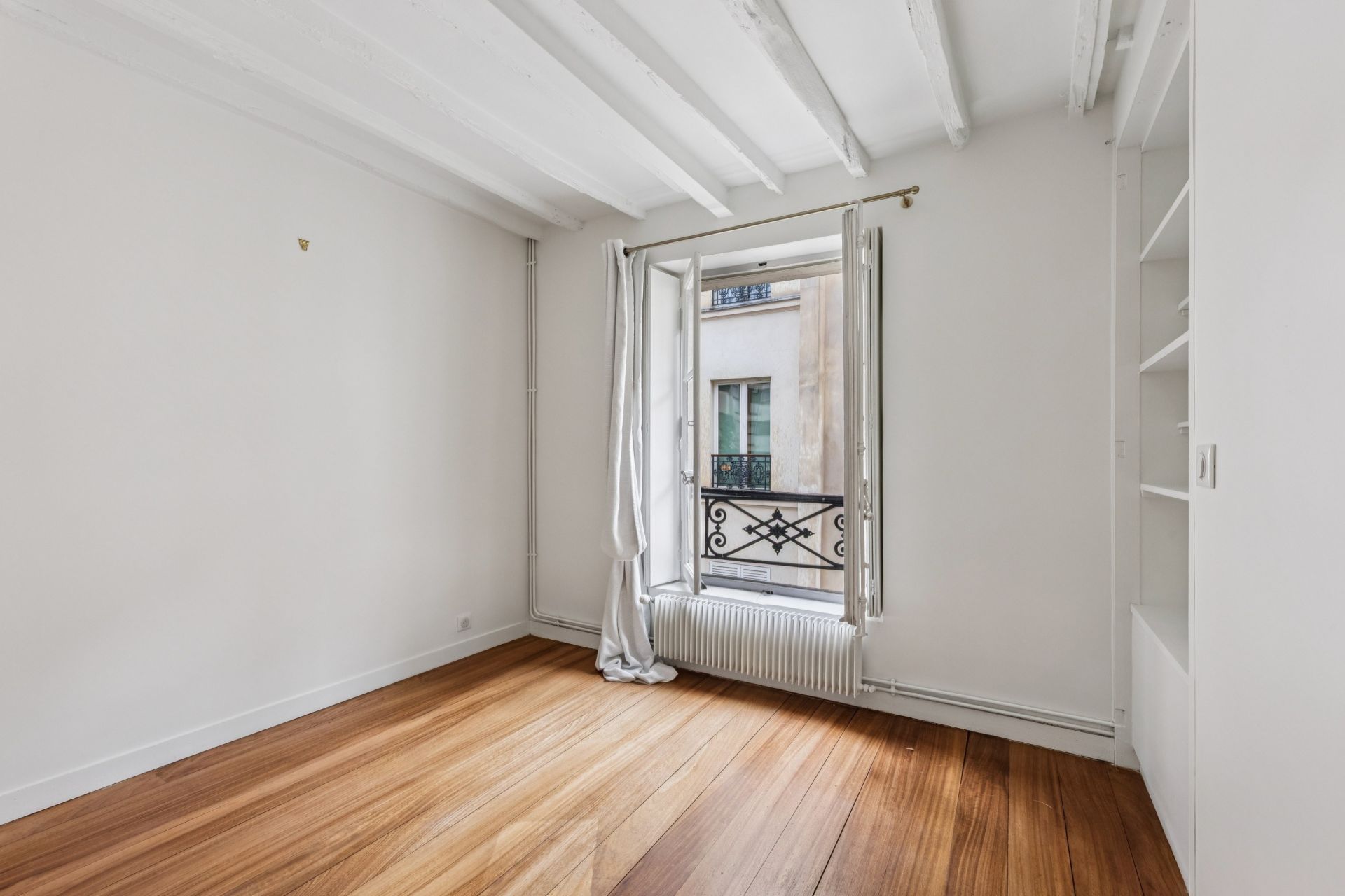 apartment 4 Rooms for sale on PARIS (75006)