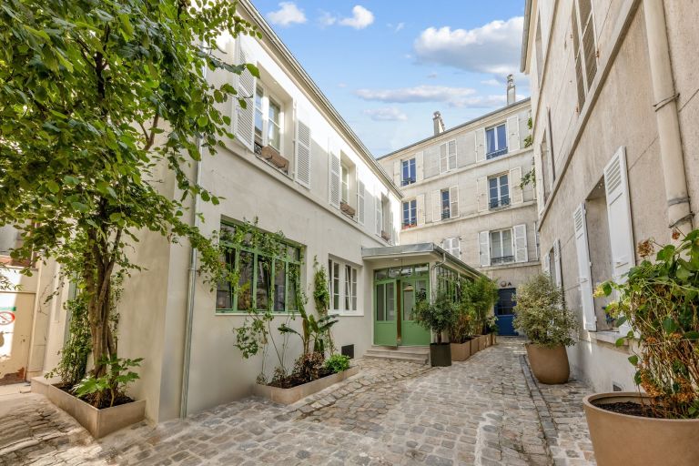 townhouse 5 Rooms for sale on PARIS (75005)