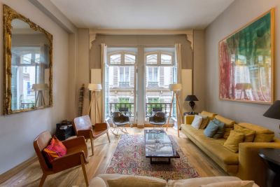 Vente Appartement Paris 9 5&nbsp;Pièces 158.18&nbsp;m²