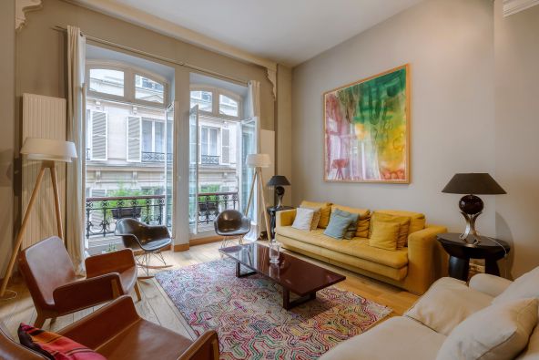 Sale Apartment Paris 9 5 Rooms 158.18 m²