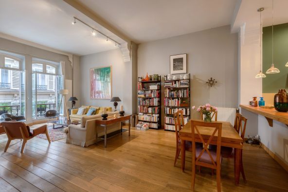 Vente Appartement Paris 9 5&nbsp;Pièces 158.18&nbsp;m²