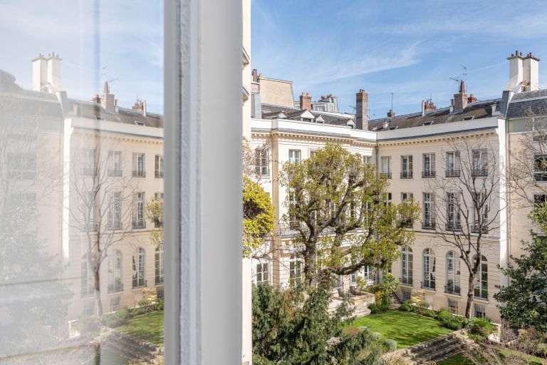 appartement 5 Pièces en vente sur PARIS (75007)