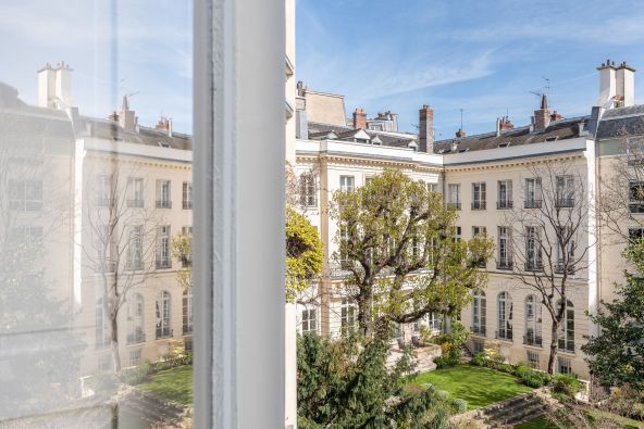 Sale Apartment Paris 7 5&nbsp;Rooms 190&nbsp;m²