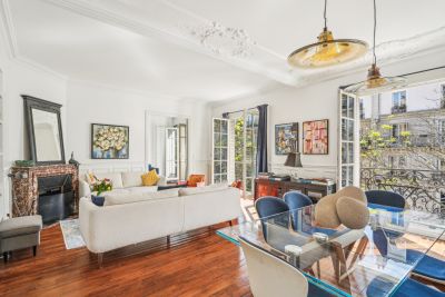 Sale Duplex Paris 18 5 Rooms 121 m²