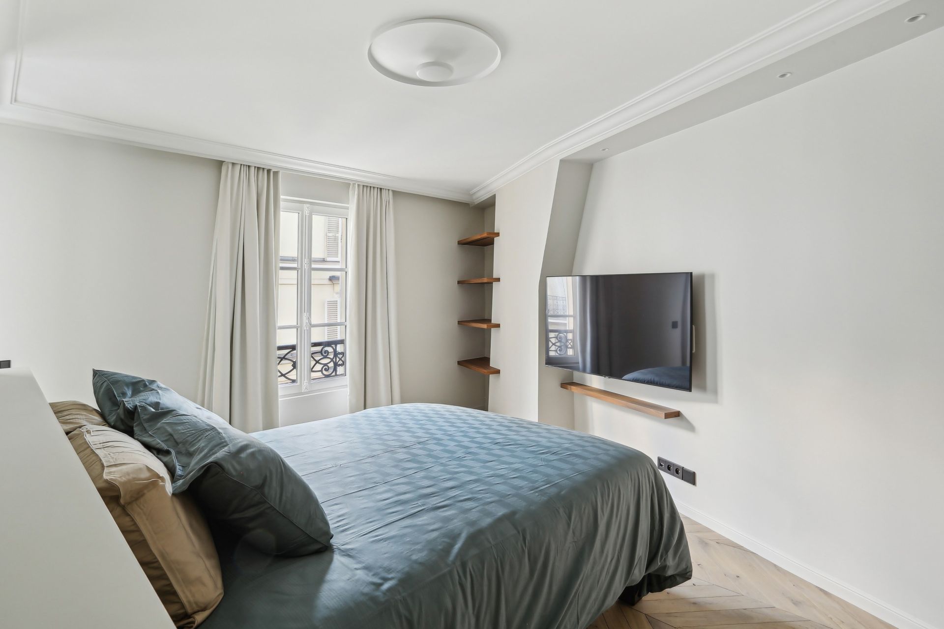 apartment 3 Rooms for sale on PARIS (75017)